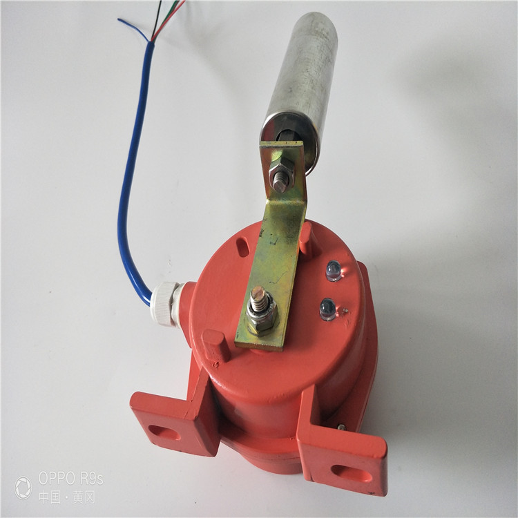 耐強(qiáng)酸堿腐蝕ATPP-100/ZB/22跑偏開(kāi)關(guān)_防偏開(kāi)關(guān)水泥廠跑偏開(kāi)關(guān)供應(yīng)