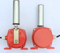 兩級跑偏開關(guān)XTD-CLB-A2輸送機保護開關(guān) 兩級跑偏開關(guān)XTD-CLB-A2輸送機保護開關(guān)