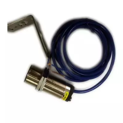 SS2-220V-B-1提升機(jī)速度開(kāi)關(guān)、SSS-HL速度傳感器安裝在被傳動(dòng)軸旁廠(chǎng)家